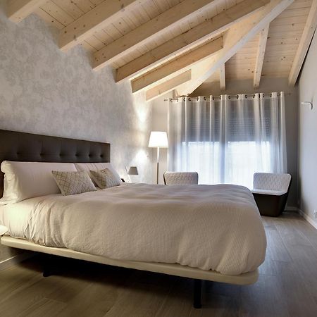 Hotel Lemik Alsasua Exteriör bild
